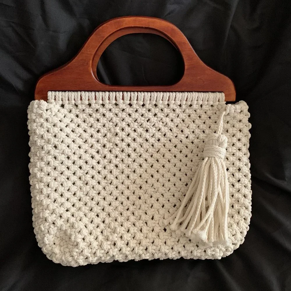 Handmade Macrame Handbag - Picture 5 of 5